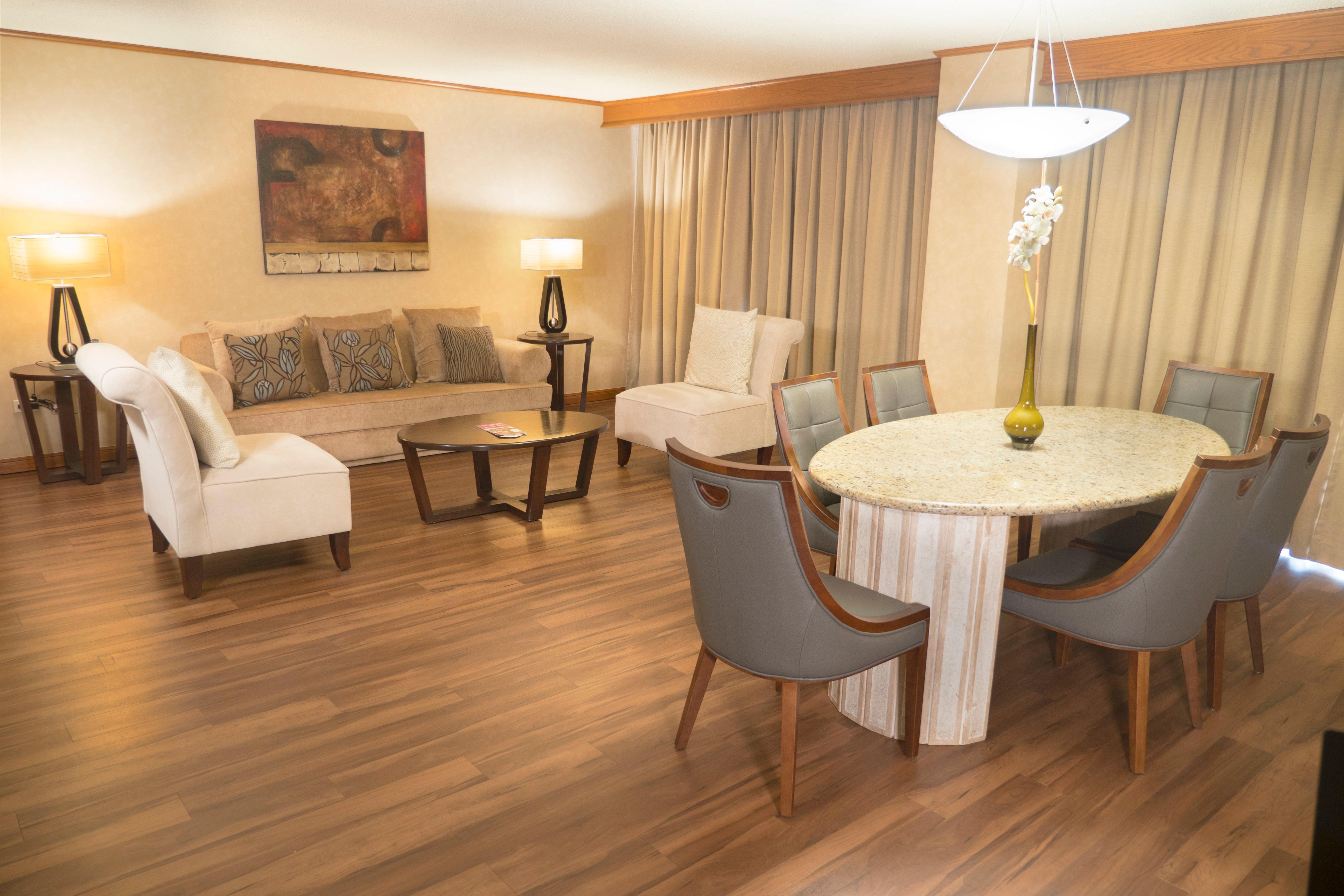 Crowne Plaza Hotel Monterrey By Ihg Exterior photo