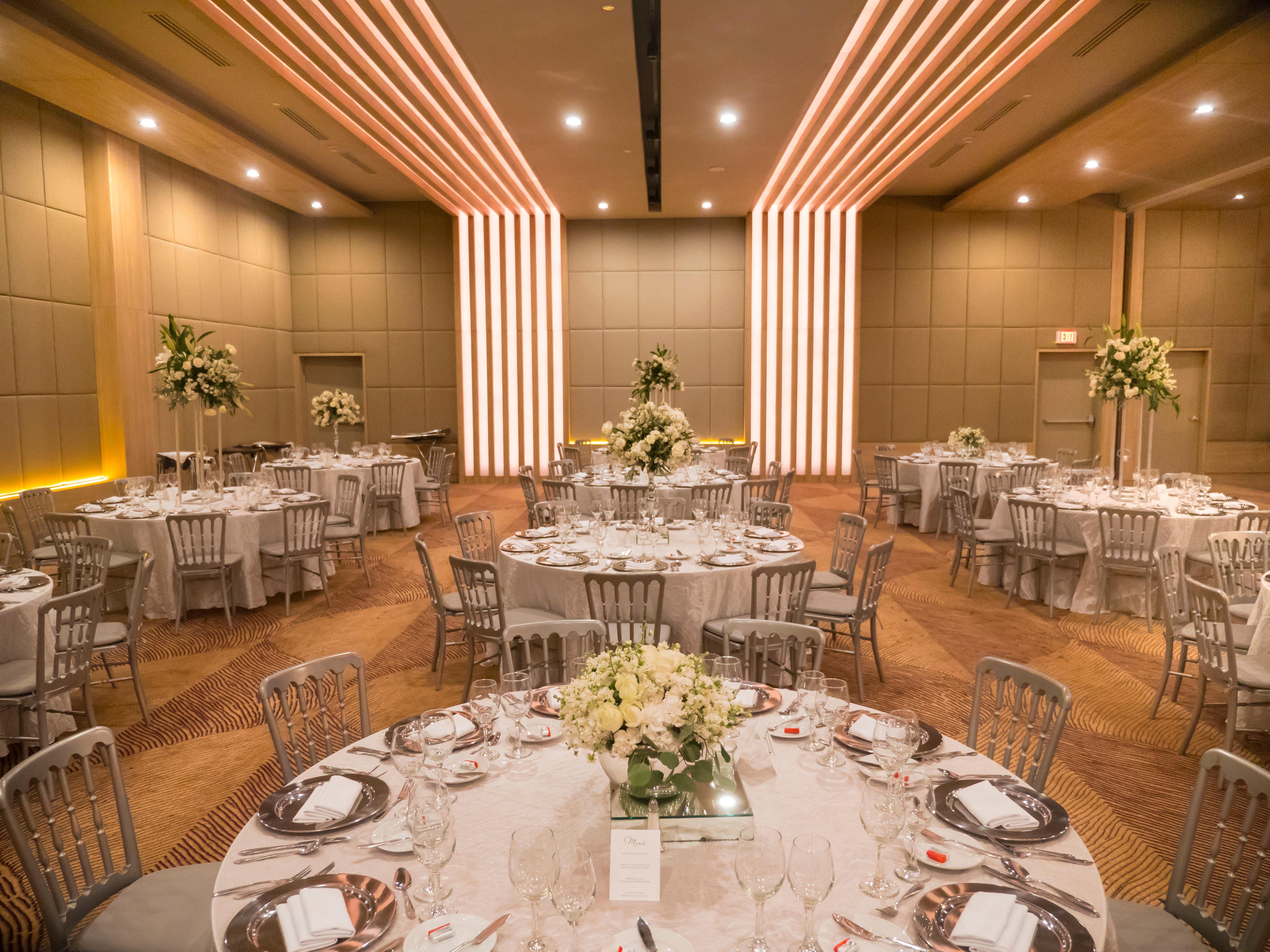 Crowne Plaza Hotel Monterrey By Ihg Exterior photo
