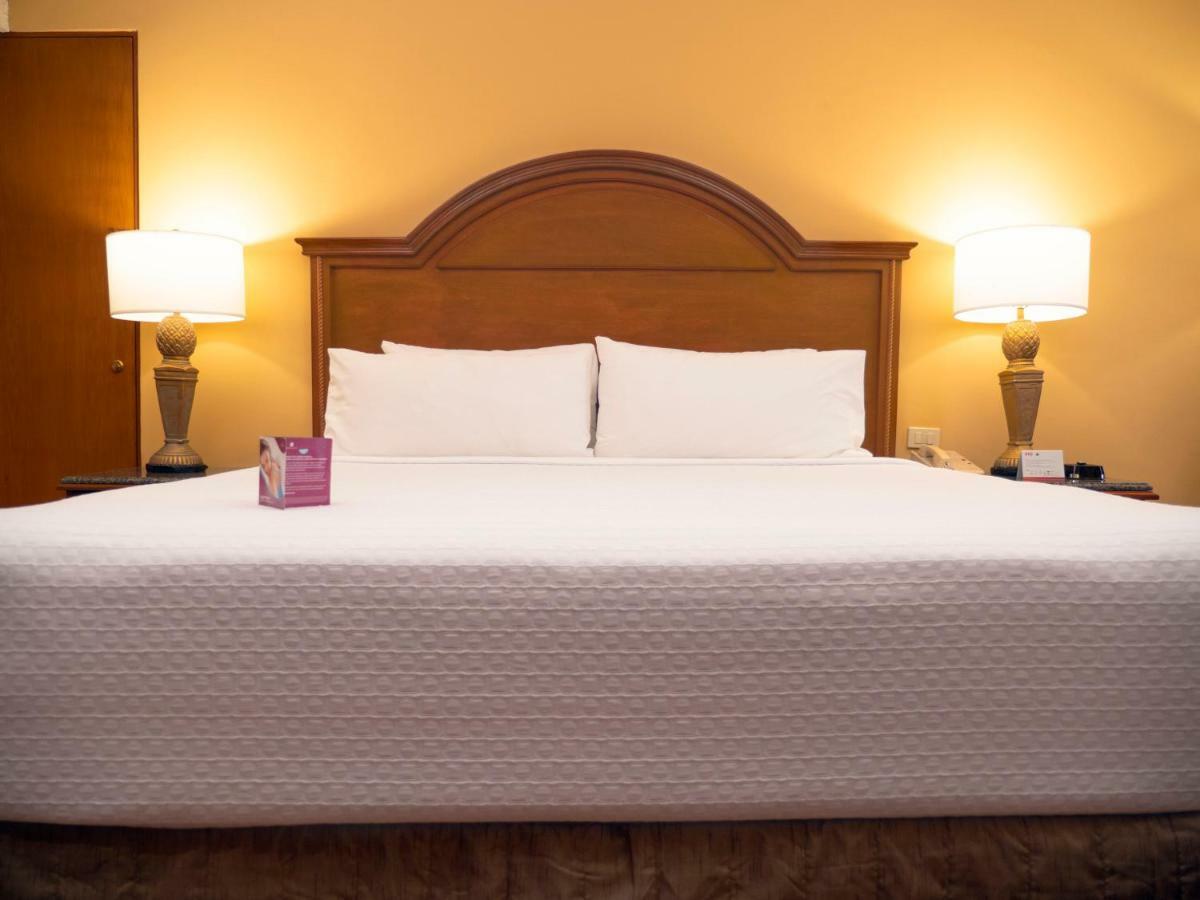 Crowne Plaza Hotel Monterrey By Ihg Exterior photo