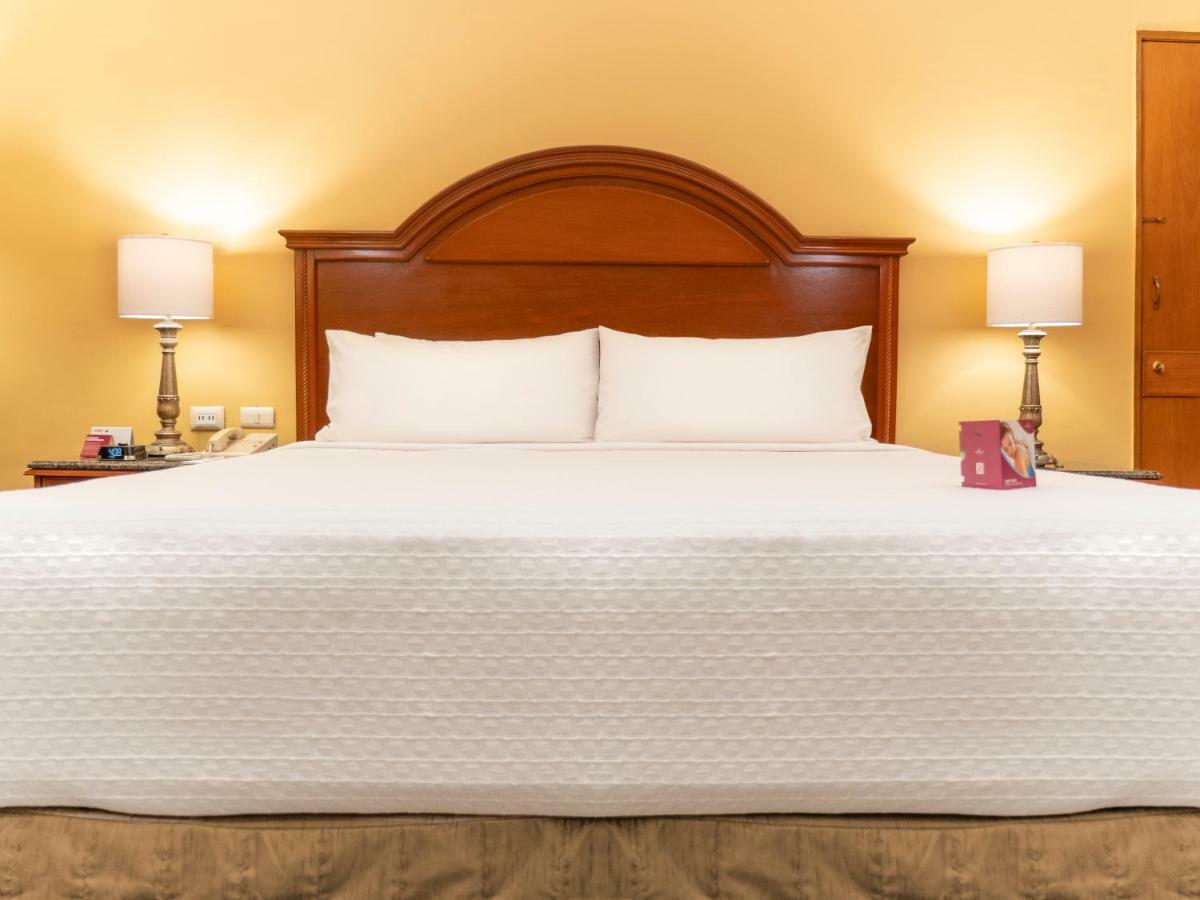 Crowne Plaza Hotel Monterrey By Ihg Exterior photo