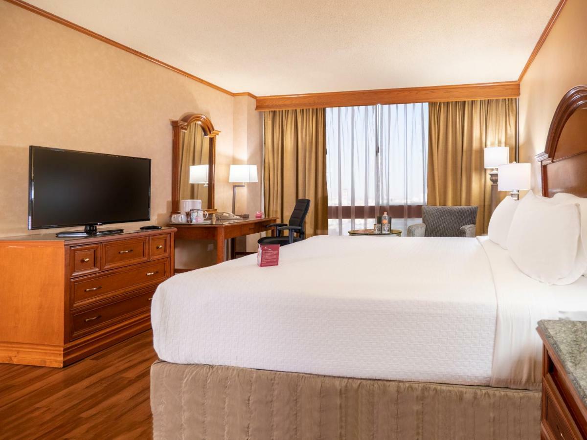 Crowne Plaza Hotel Monterrey By Ihg Exterior photo